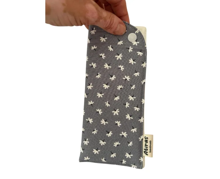 Funda flores blancas