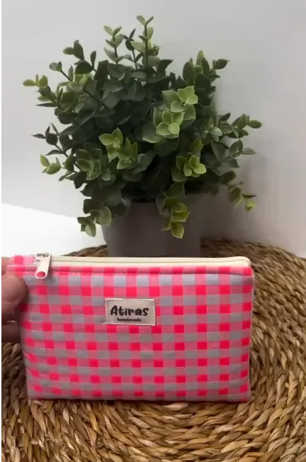 Necesser mini rosa cuadros