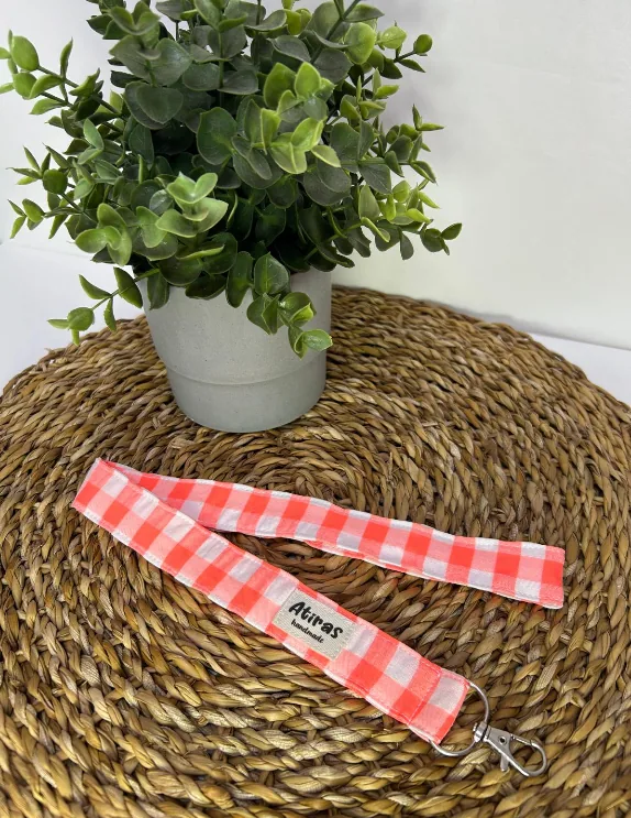 Muñequera vichy coral clarito